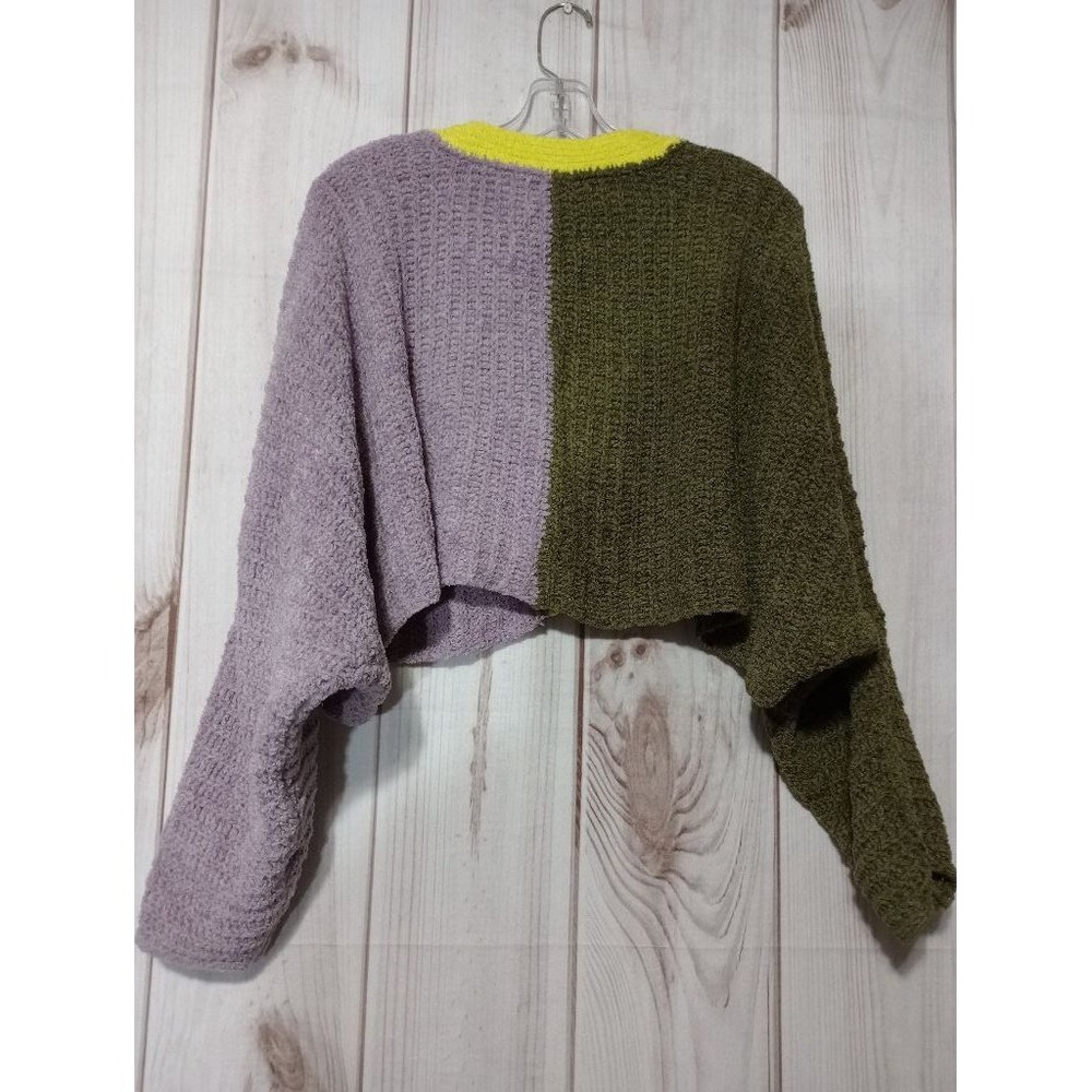 Urban Outfitters Sweater Ladies‎ Small Cardigan Button Up Green Purple Cropped - Picture 2 of 6